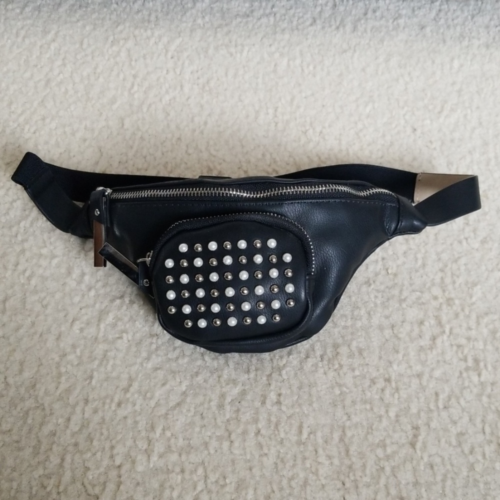 Black Fanny Pack Belt- M/L